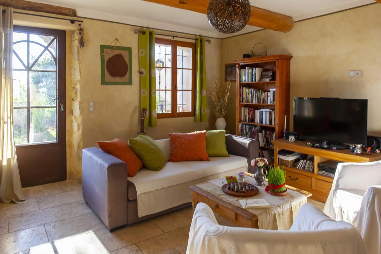 Mas Des Rabasses Bed and Breakfast Le Pontet  Buitenkant foto