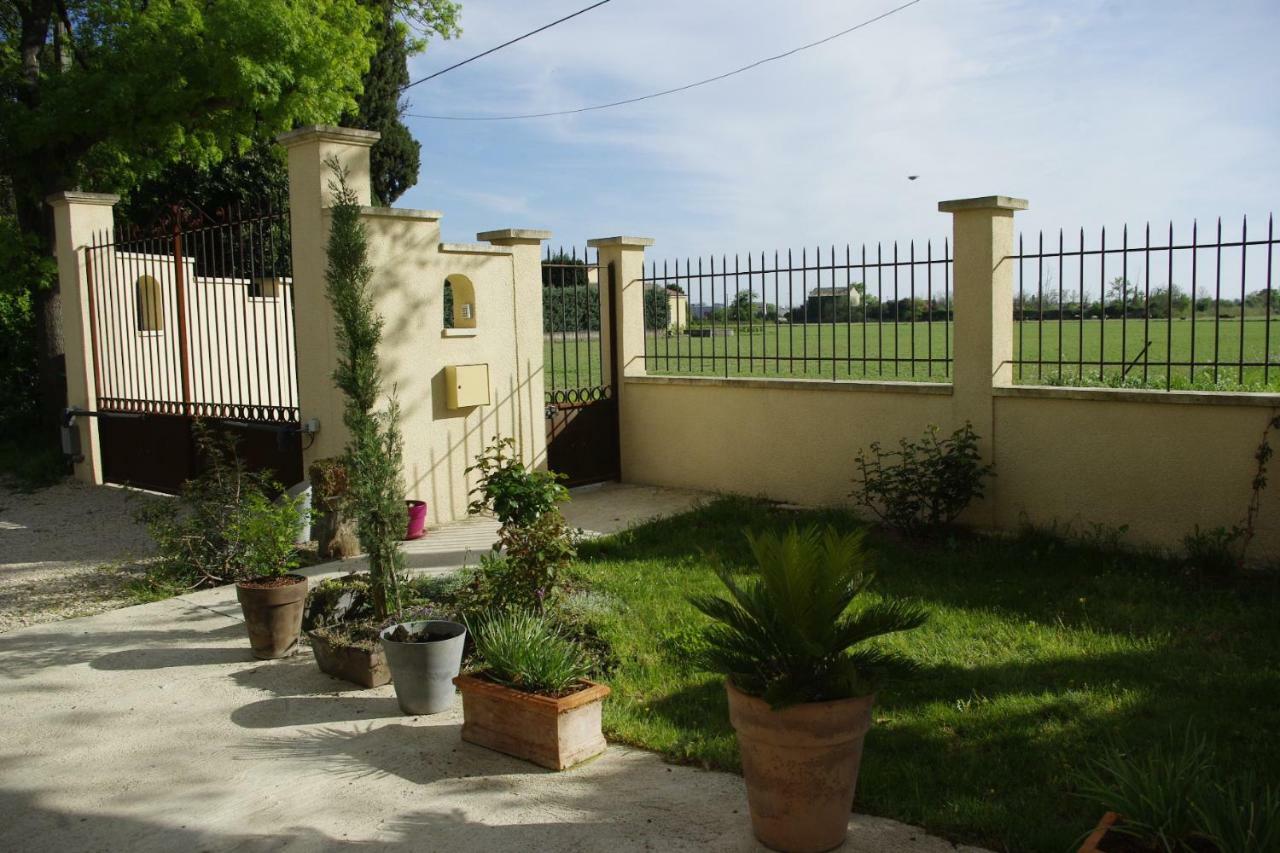 Mas Des Rabasses Bed and Breakfast Le Pontet  Buitenkant foto
